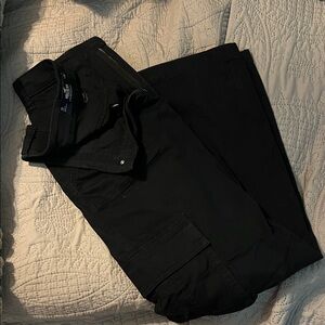 Hollister women’s  black Cargo Pants